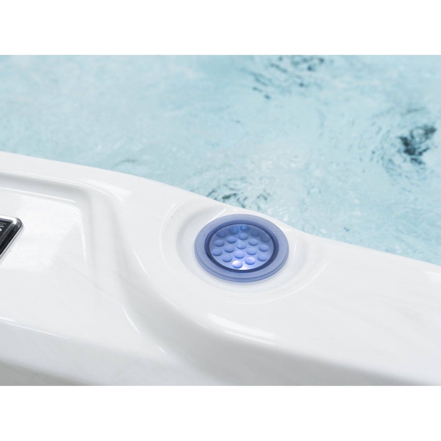 Budget Series ECHO Plug and Play Hot Tub