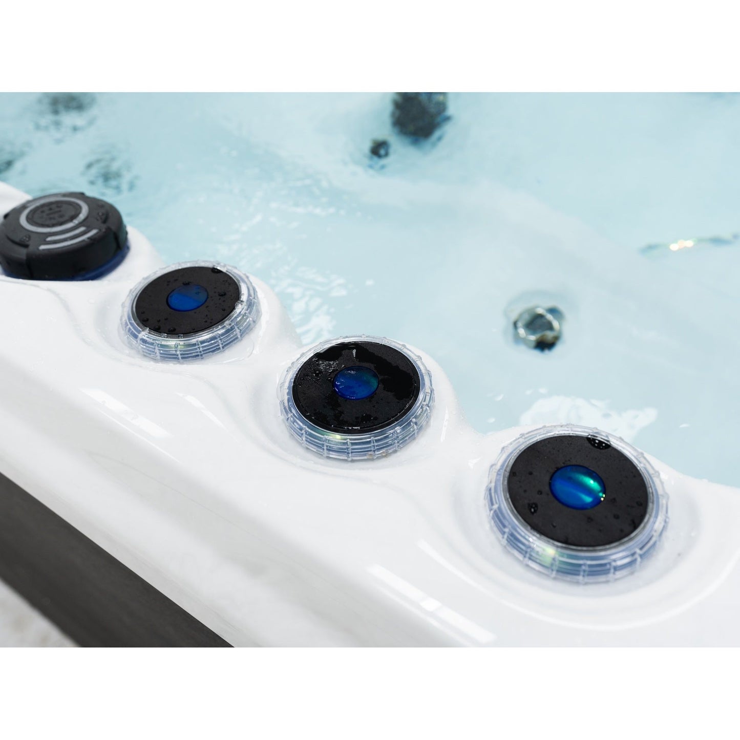 Budget Series ECHO Plug and Play Hot Tub