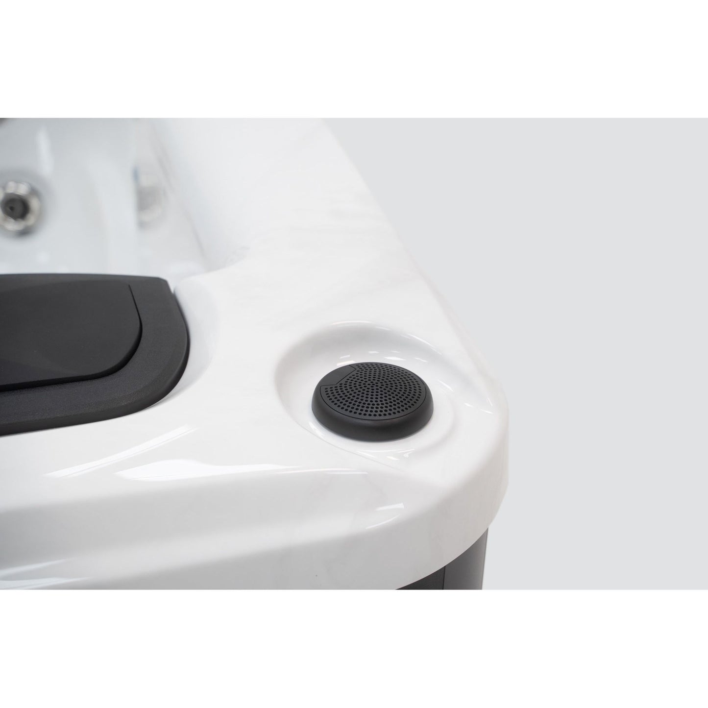 Budget Series EDGE Plug and Play Hot Tub