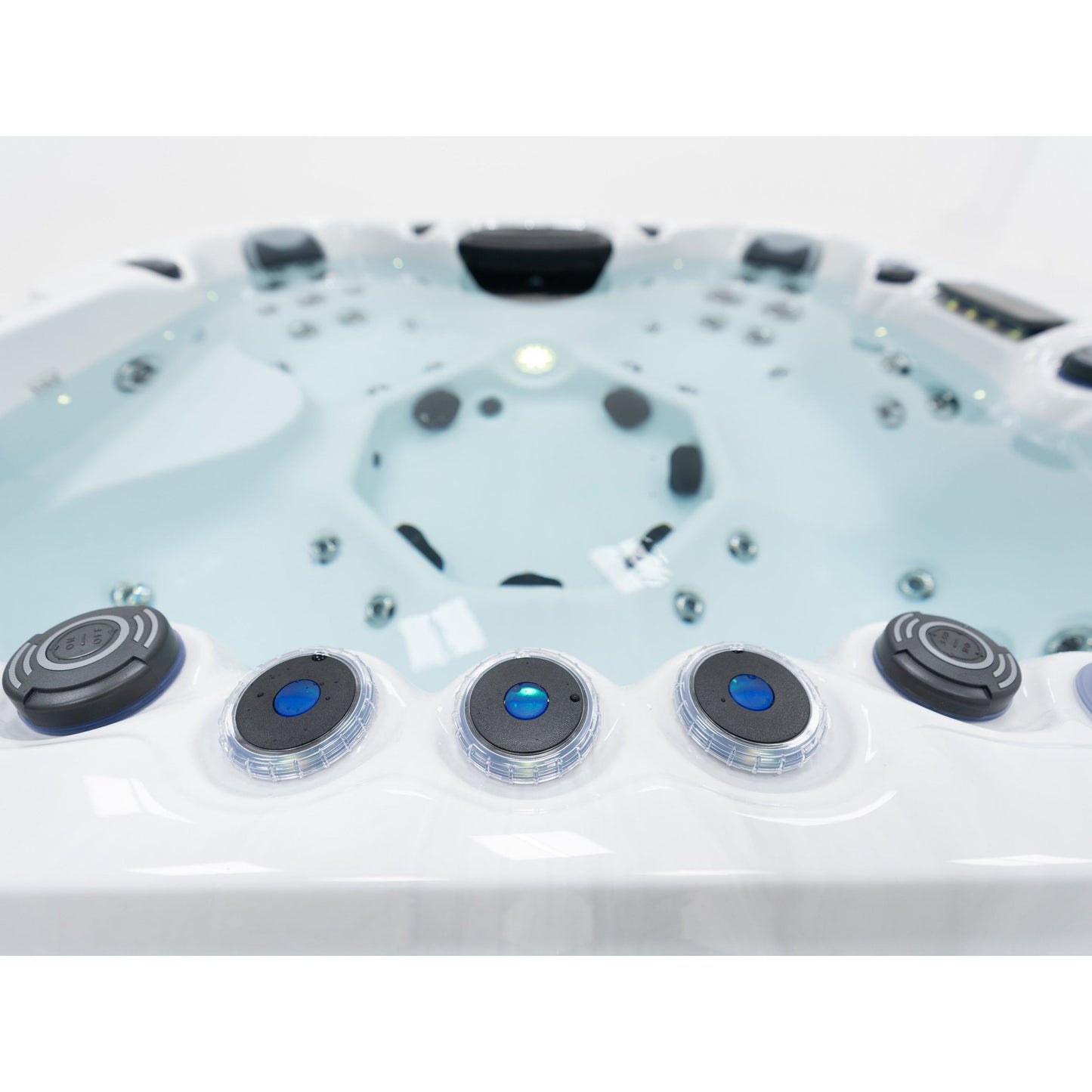 Fresh Water LAGOON Hot Tub