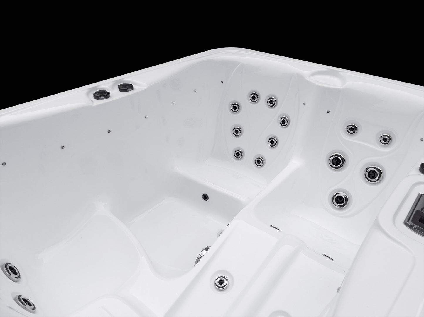 Holiday Let Hot Tub - HL325