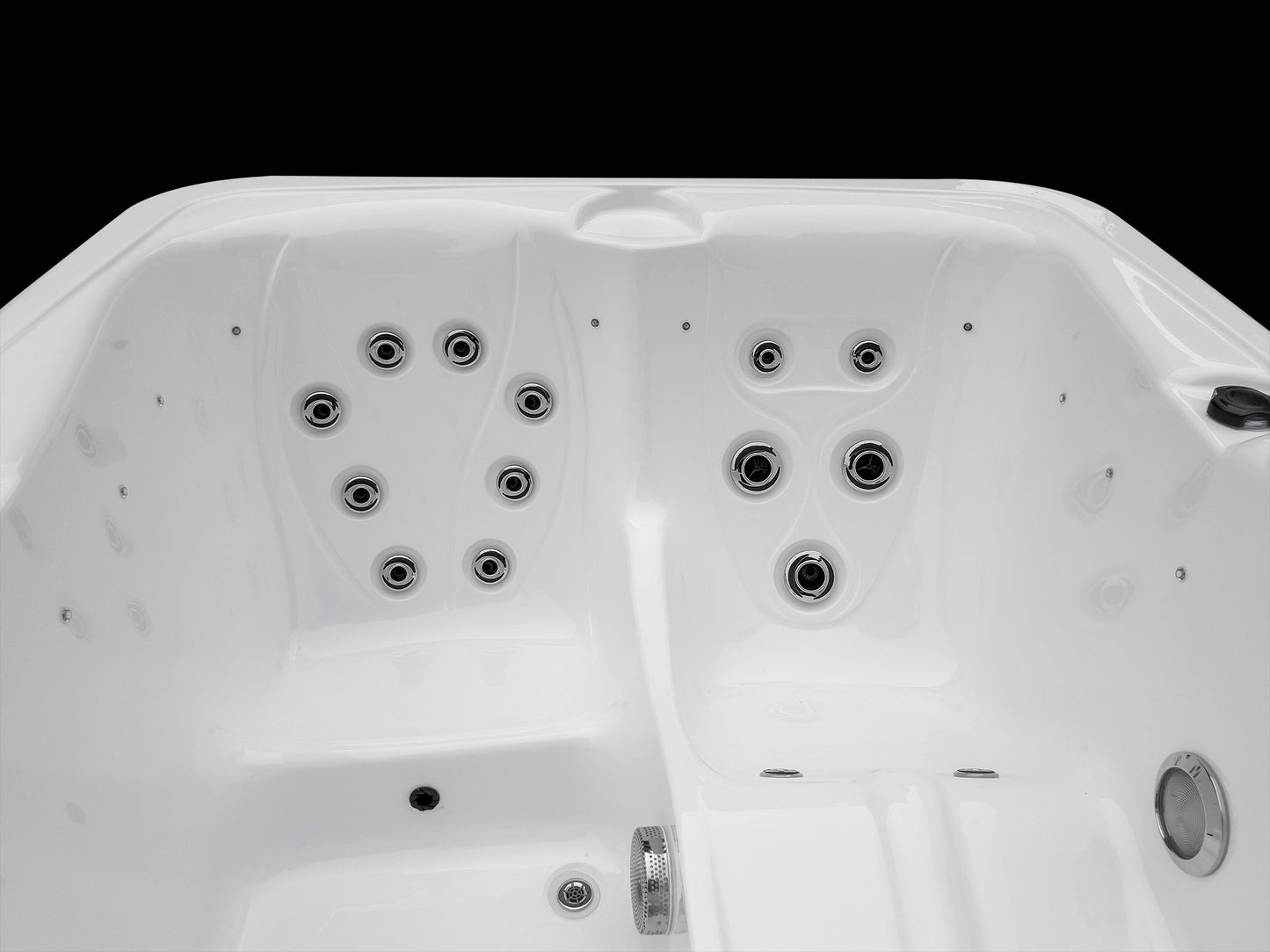 Holiday Let Hot Tub - HL325