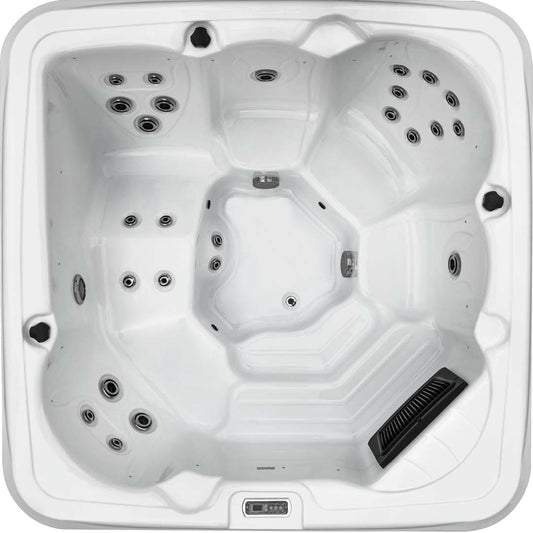Holiday Let Hot Tub - HL525