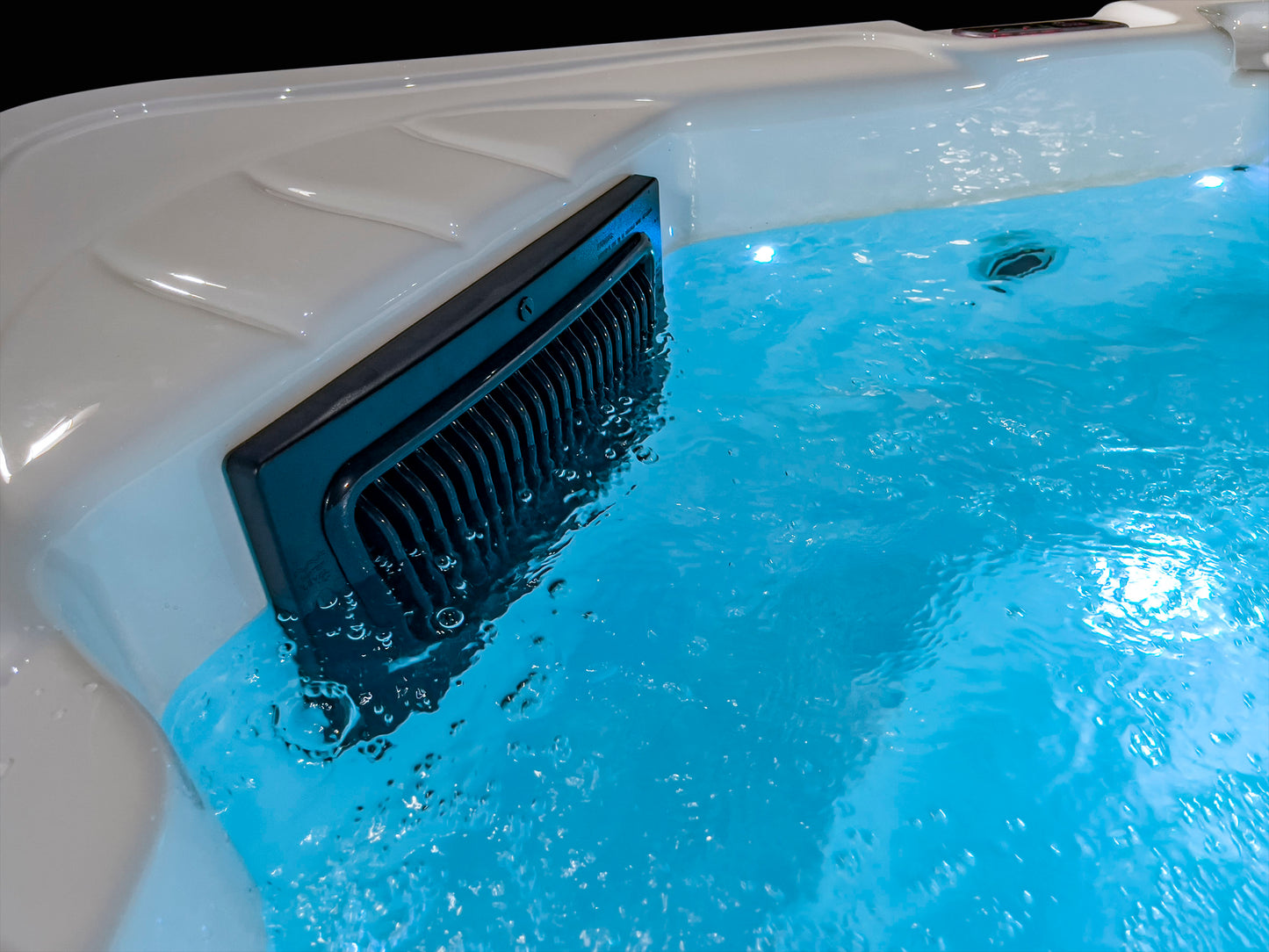 Holiday Let Hot Tub - HL730