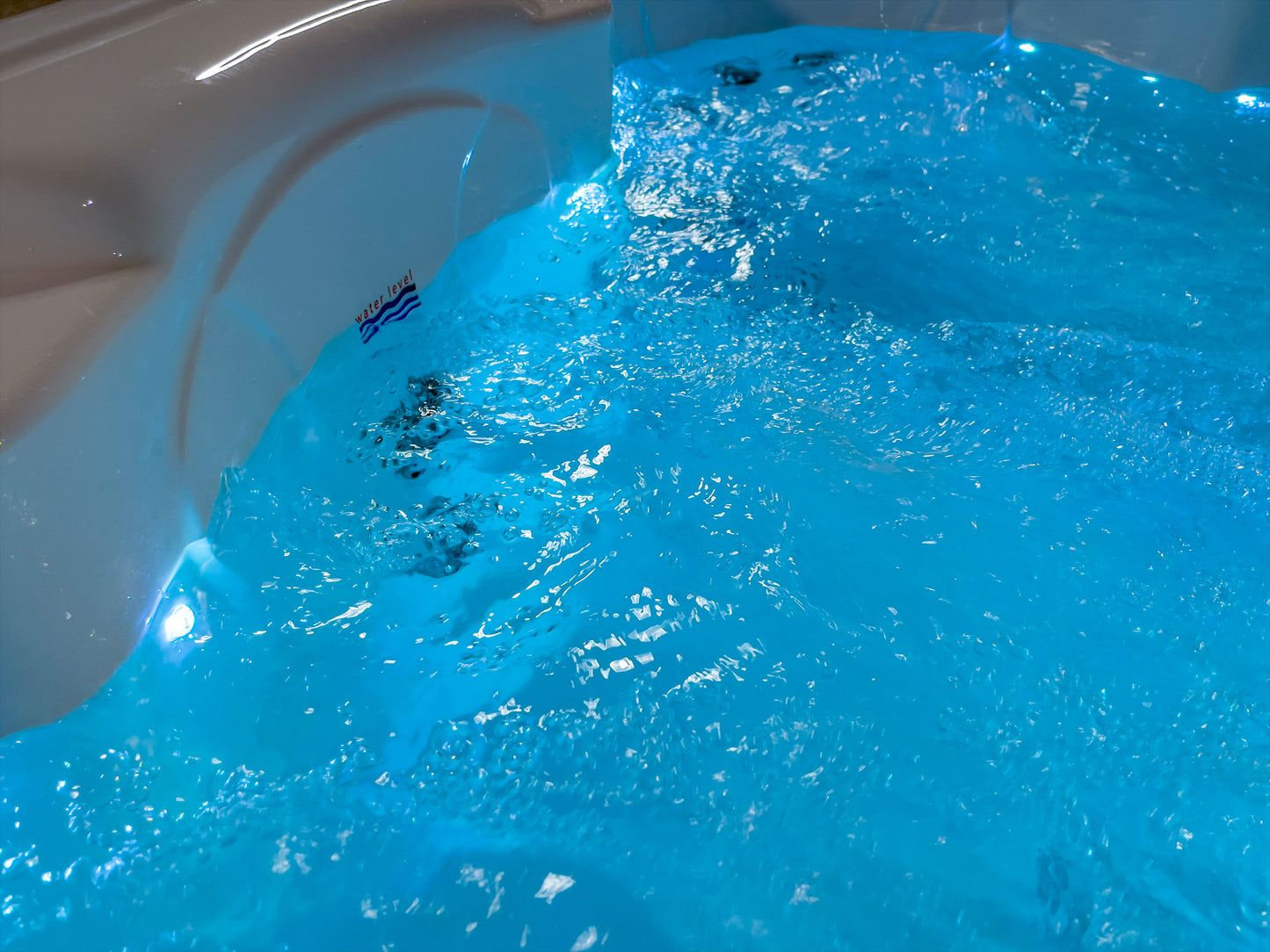 Holiday Let Hot Tub - HL730