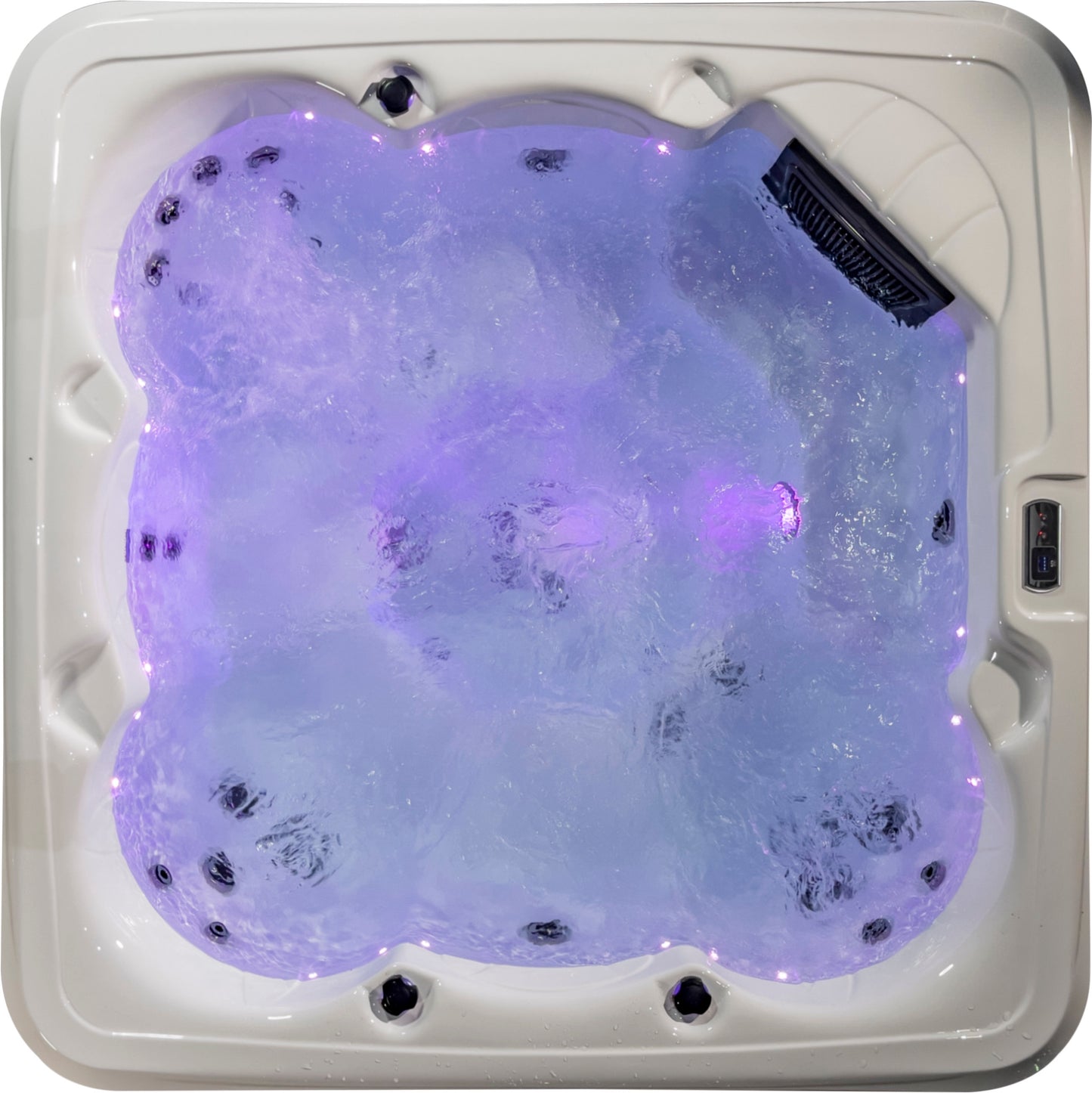Holiday Let Hot Tub - HL730