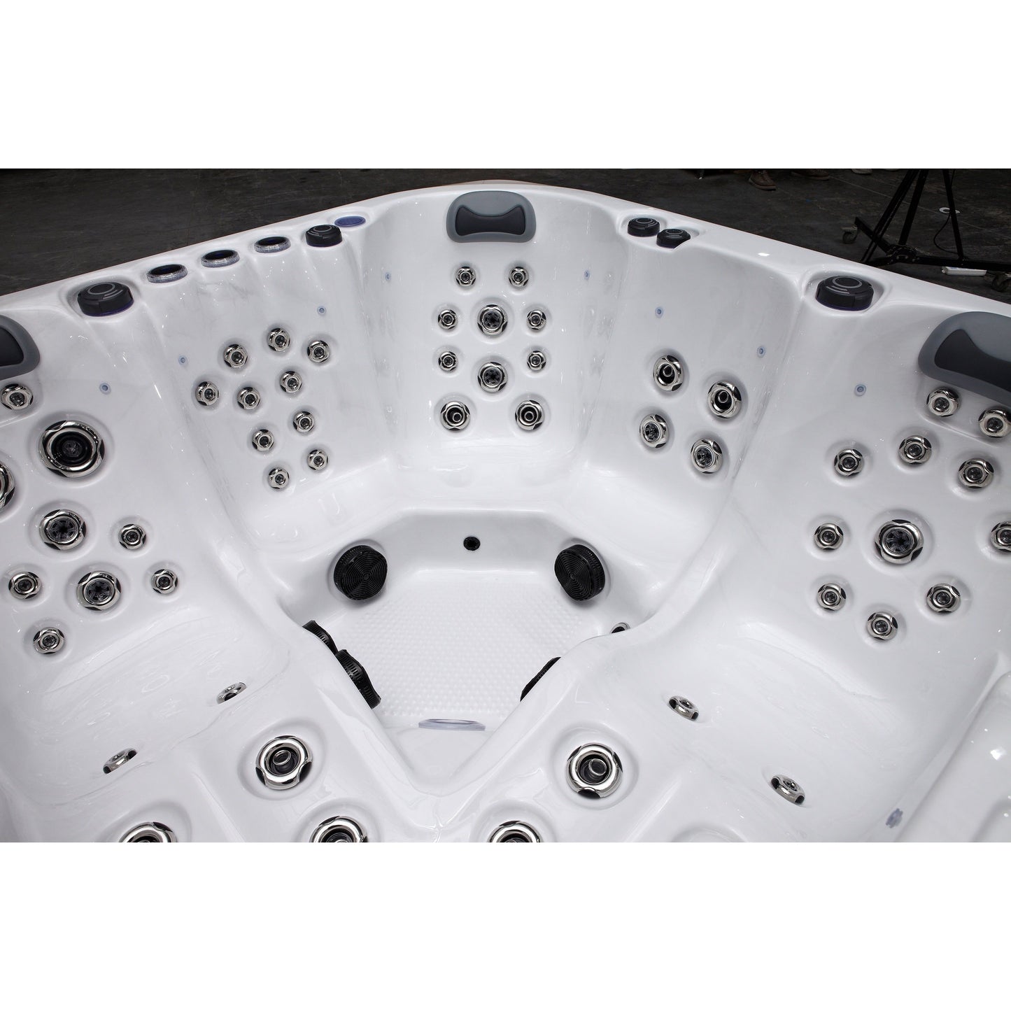 Fresh Water BROOK Hot Tub
