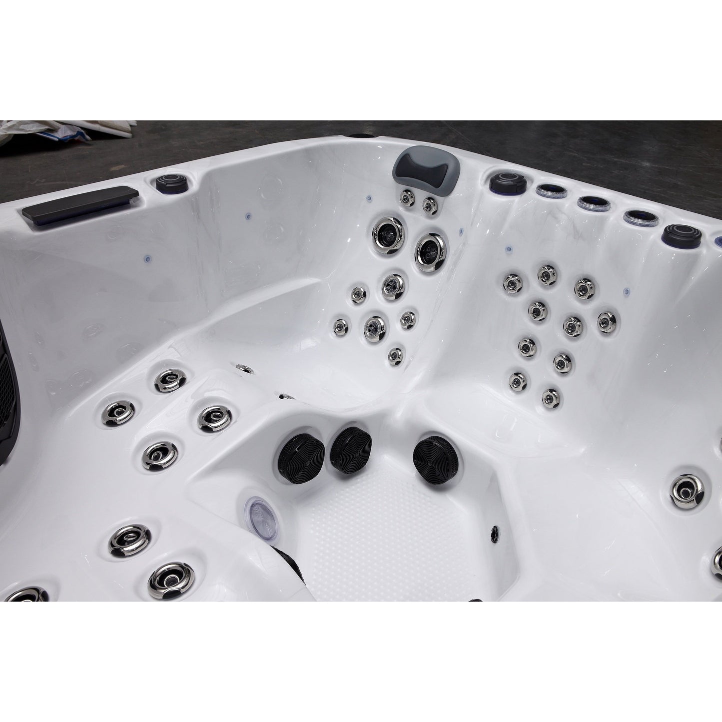 Fresh Water BROOK Hot Tub