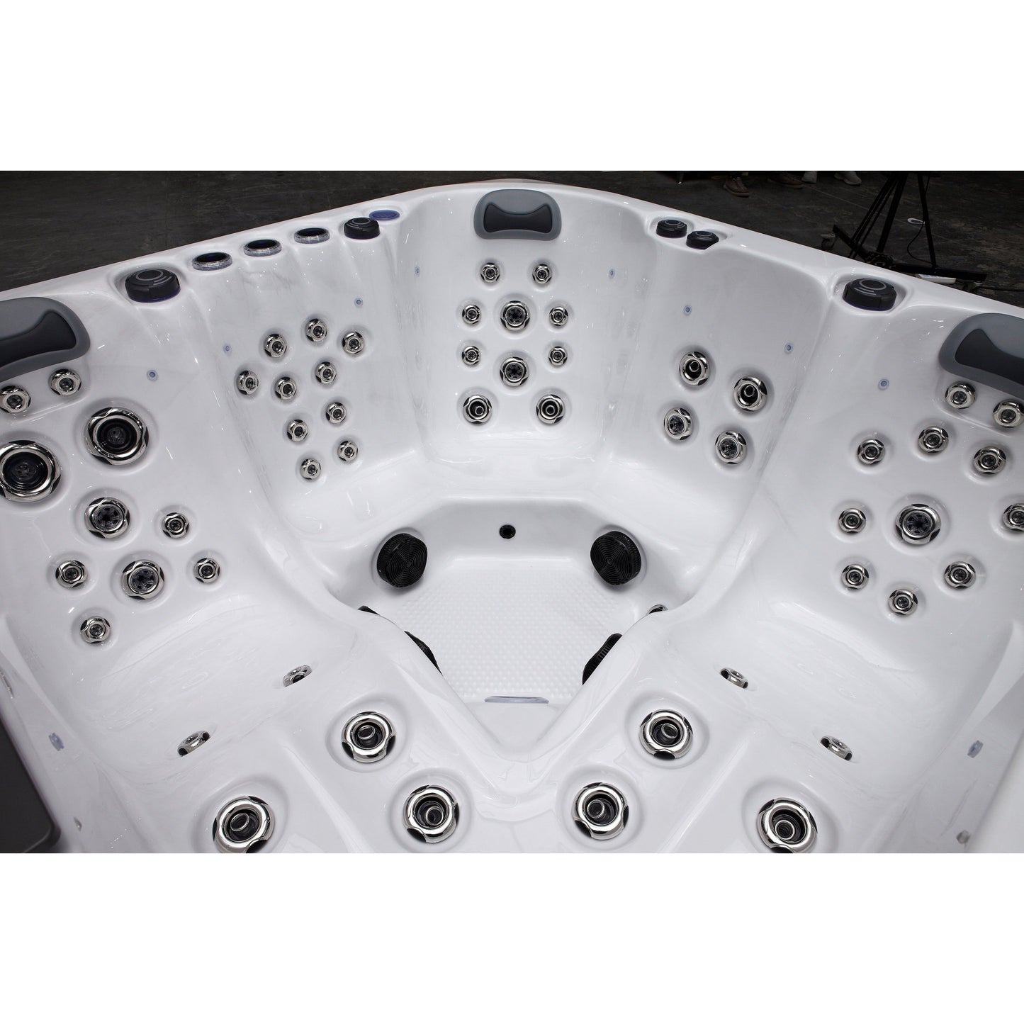 Fresh Water BROOK Hot Tub