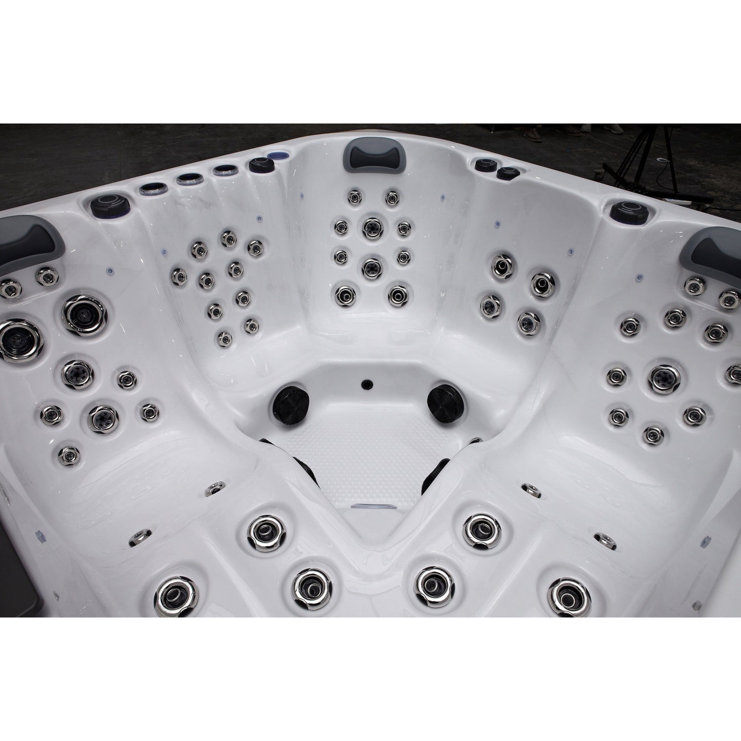 Fresh Water BROOK Hot Tub