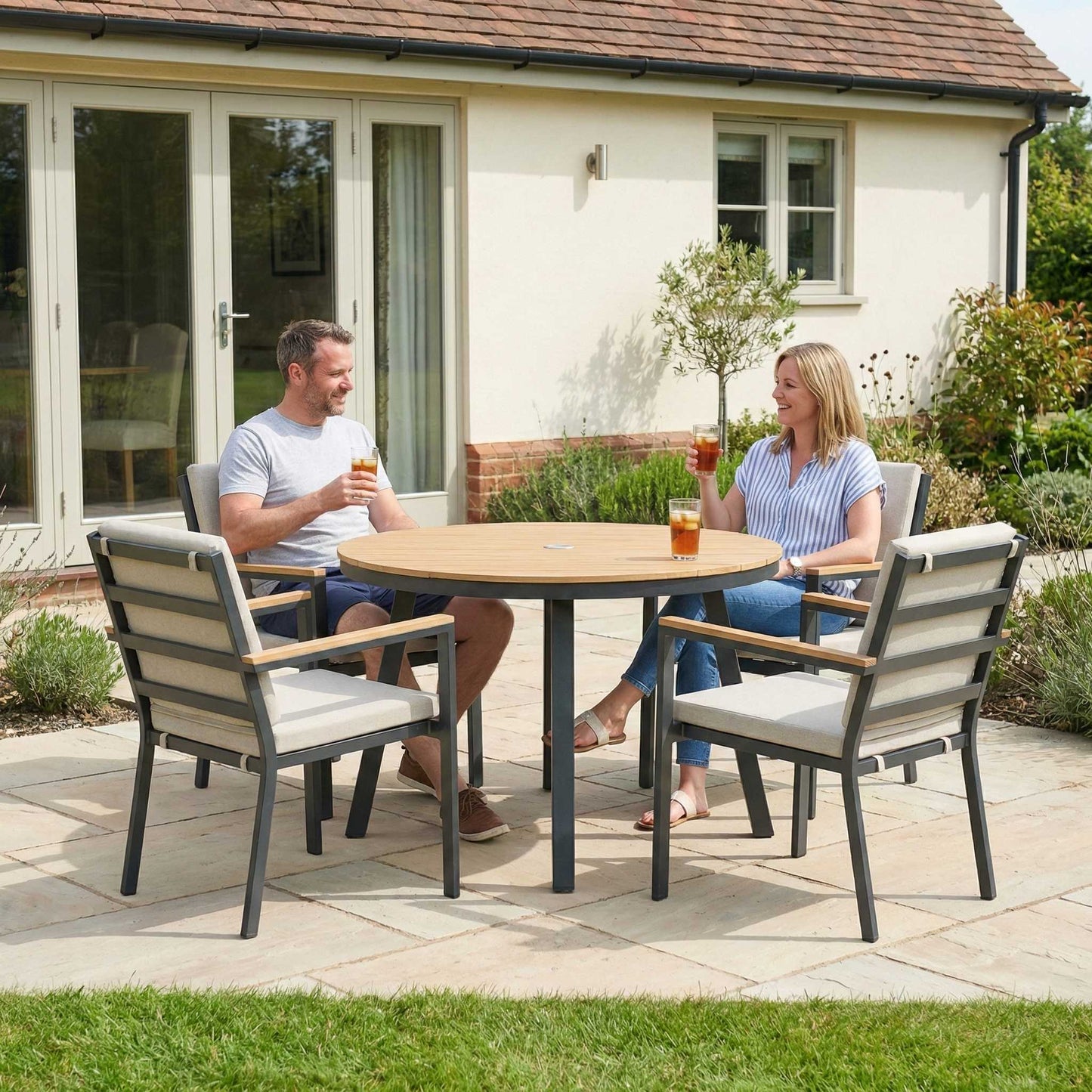 Nova - Heidi 4 Seat Dining Set - 1.1m Round Table