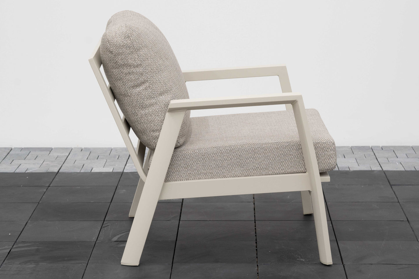 Nova - Phoenix Lounge Armchair - Pebble