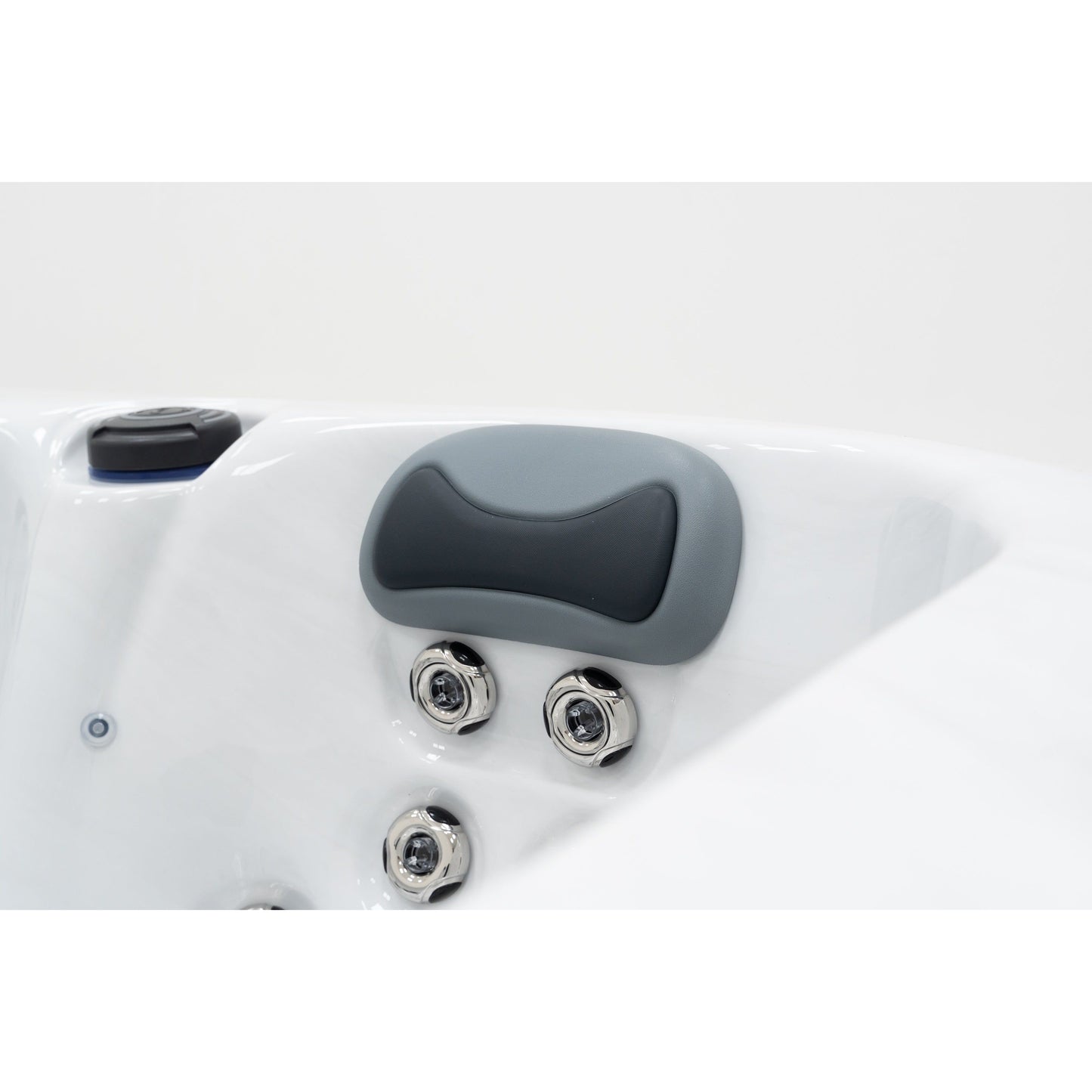 Fresh Water BROOK Hot Tub