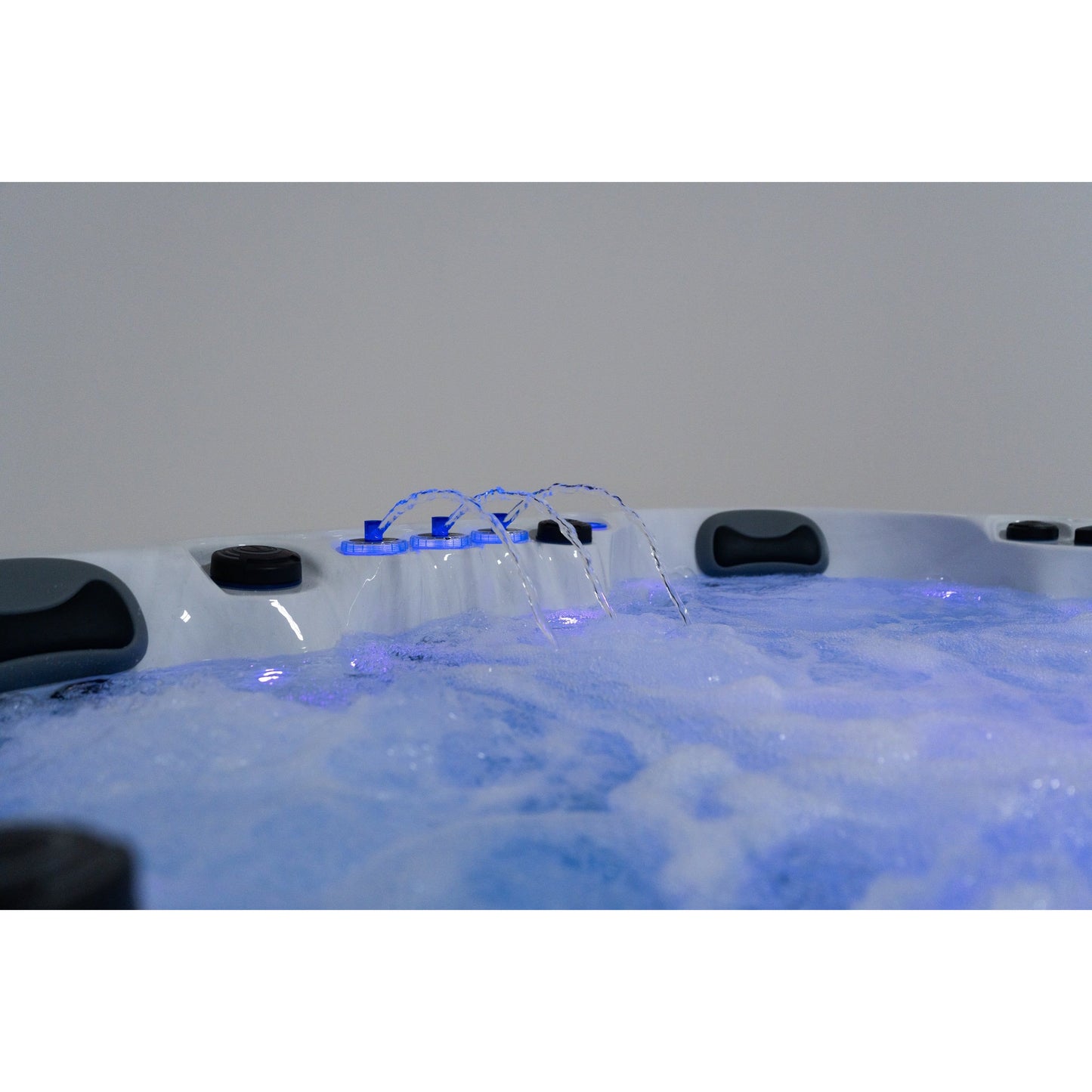 Fresh Water BROOK Hot Tub