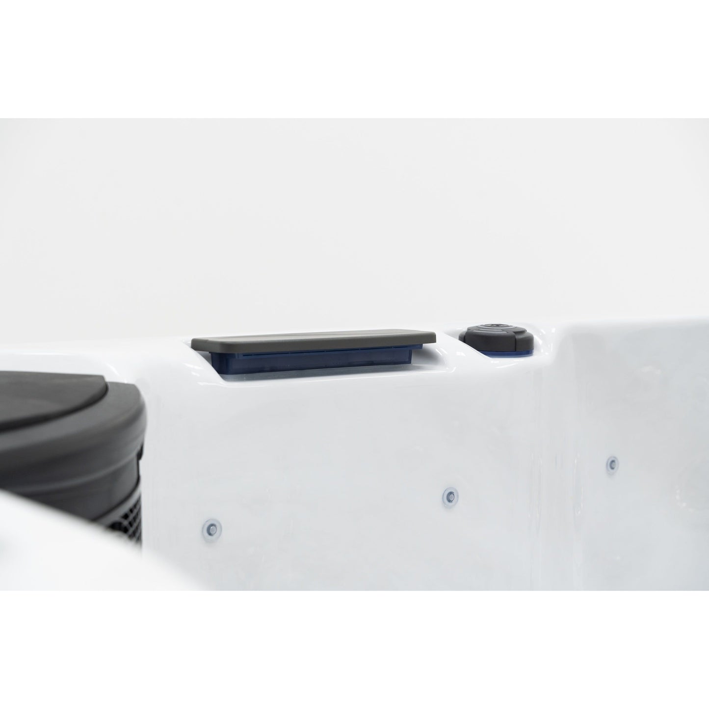 Fresh Water BROOK Hot Tub