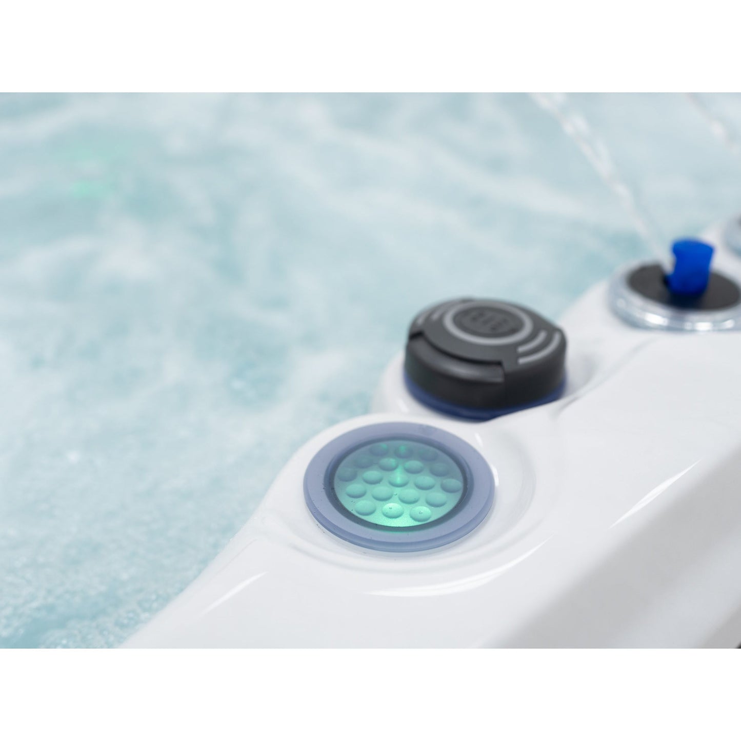 Fresh Water LAGOON Hot Tub